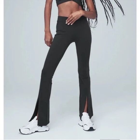 Alo Yoga Airbrush High Waist Flutter Legging black flare long leggings MSRP $128 - Picture 1 of 16